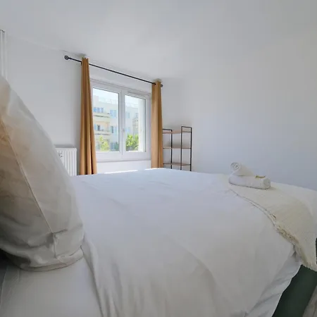 Appartement Le Petit Nid Remois - Parking - King Size